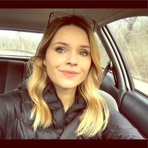 Meet your posher, Mikayla P ♡